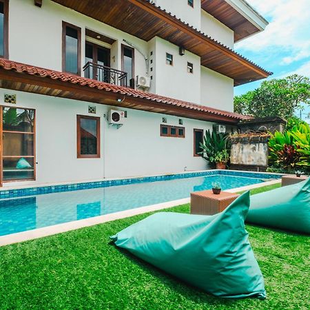 Starloka Saba Bali Hotel Blahbatu Exterior photo