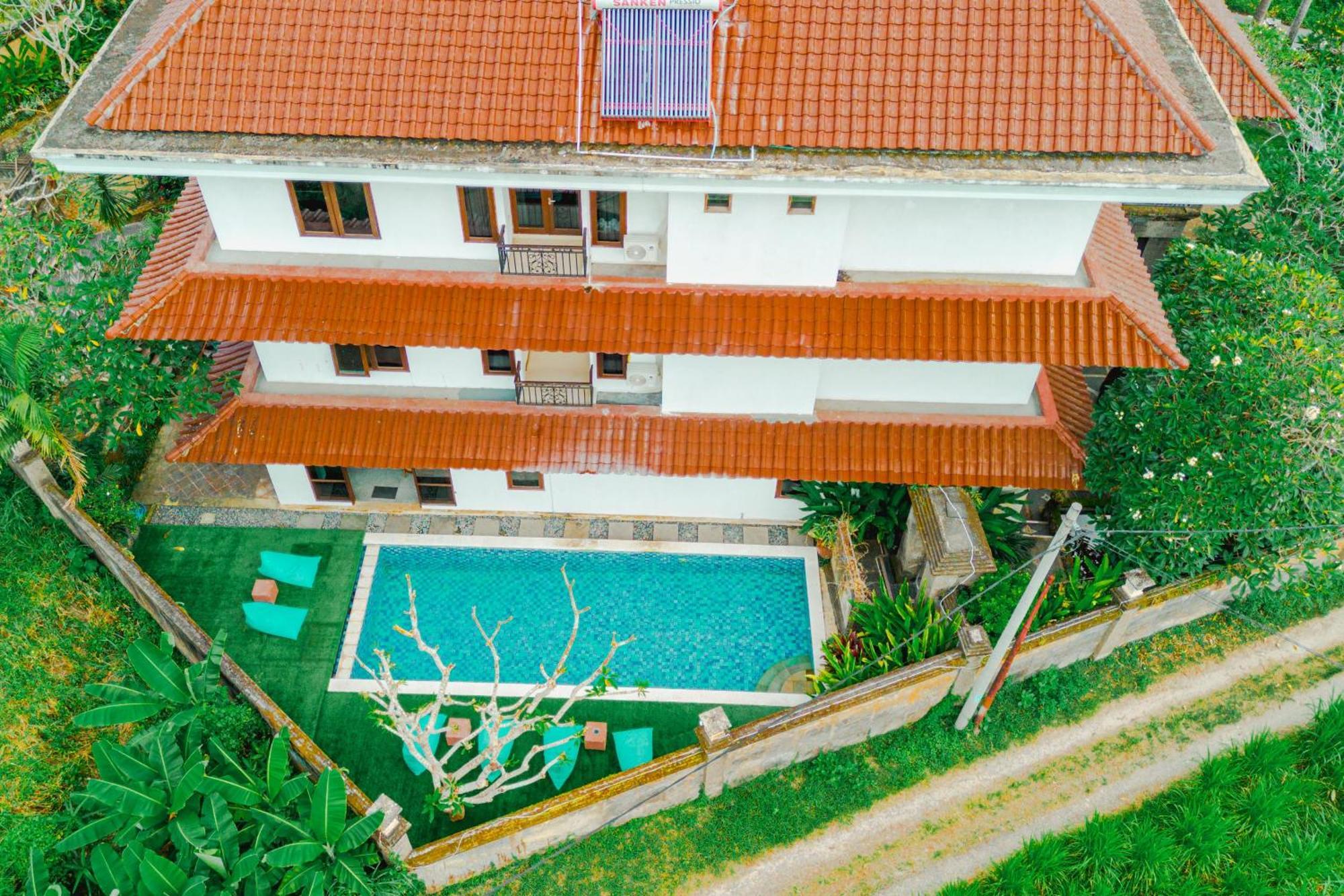 Starloka Saba Bali Hotel Blahbatu Exterior photo