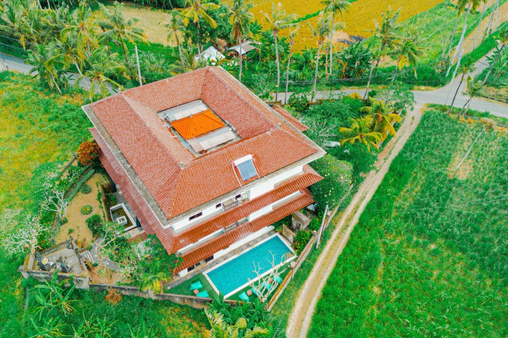 Starloka Saba Bali Hotel Blahbatu Exterior photo